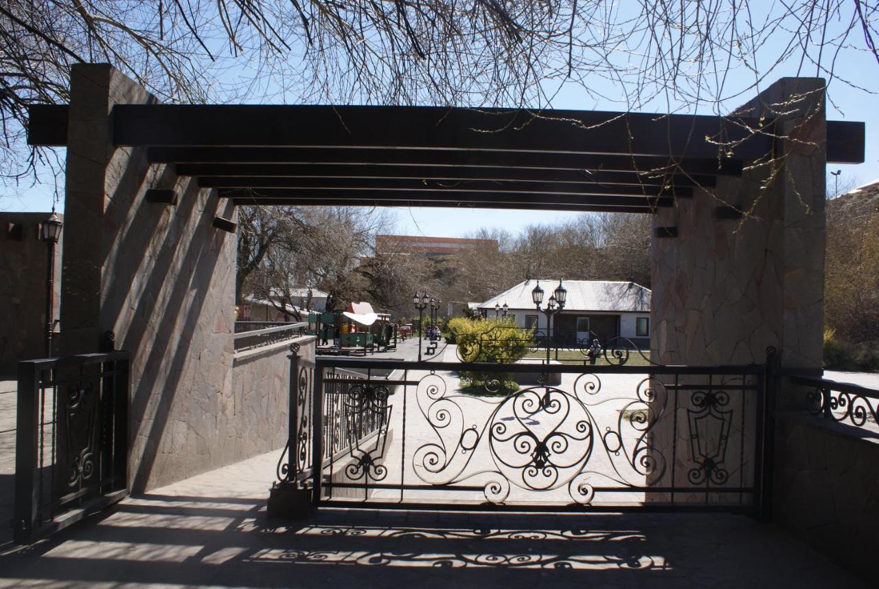 El Puente Aparts- Departamentos Independientes เอลกาลาฟาเต ภายนอก รูปภาพ